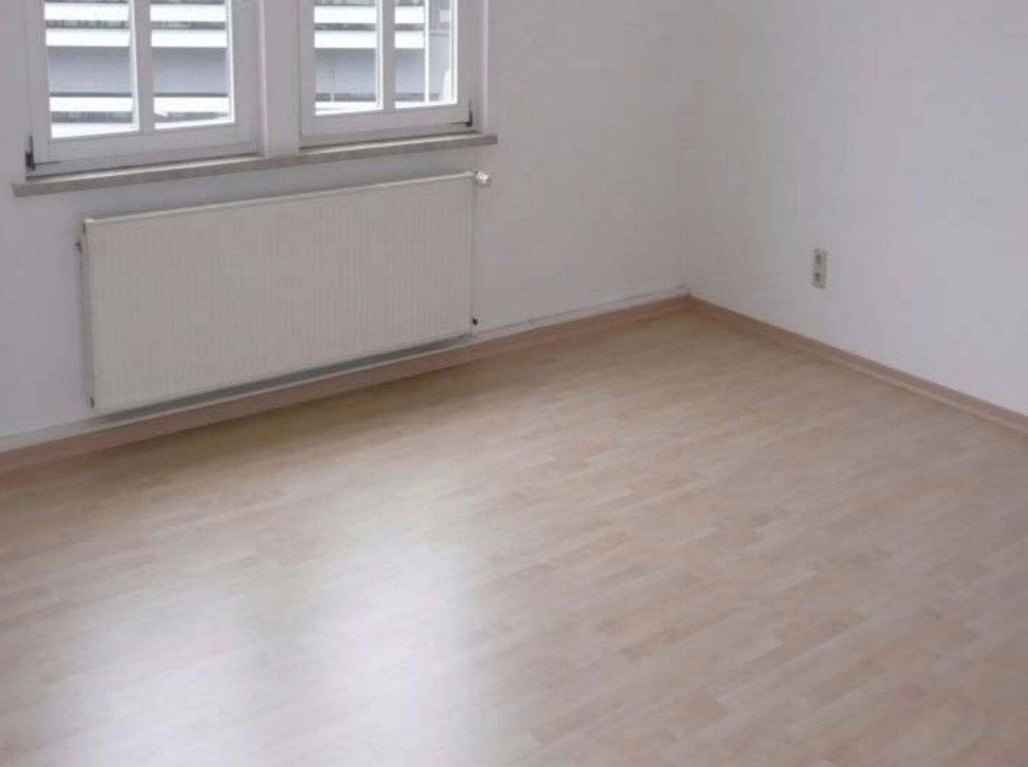 Renovierte 2-Raum-Wohnung Altbau-Dachgeschosswohnung, 96515 Sonneberg