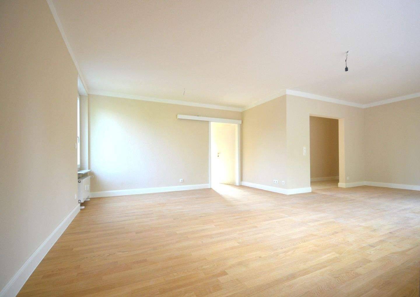 Ruhige und einzigartige 2,5-Zimmer-DG-Wohnung am Bach und Naturschutzgebiet, 63741 Aschaffenburg (Damm Innenstadt Leider Nilkheim Strietwald)
