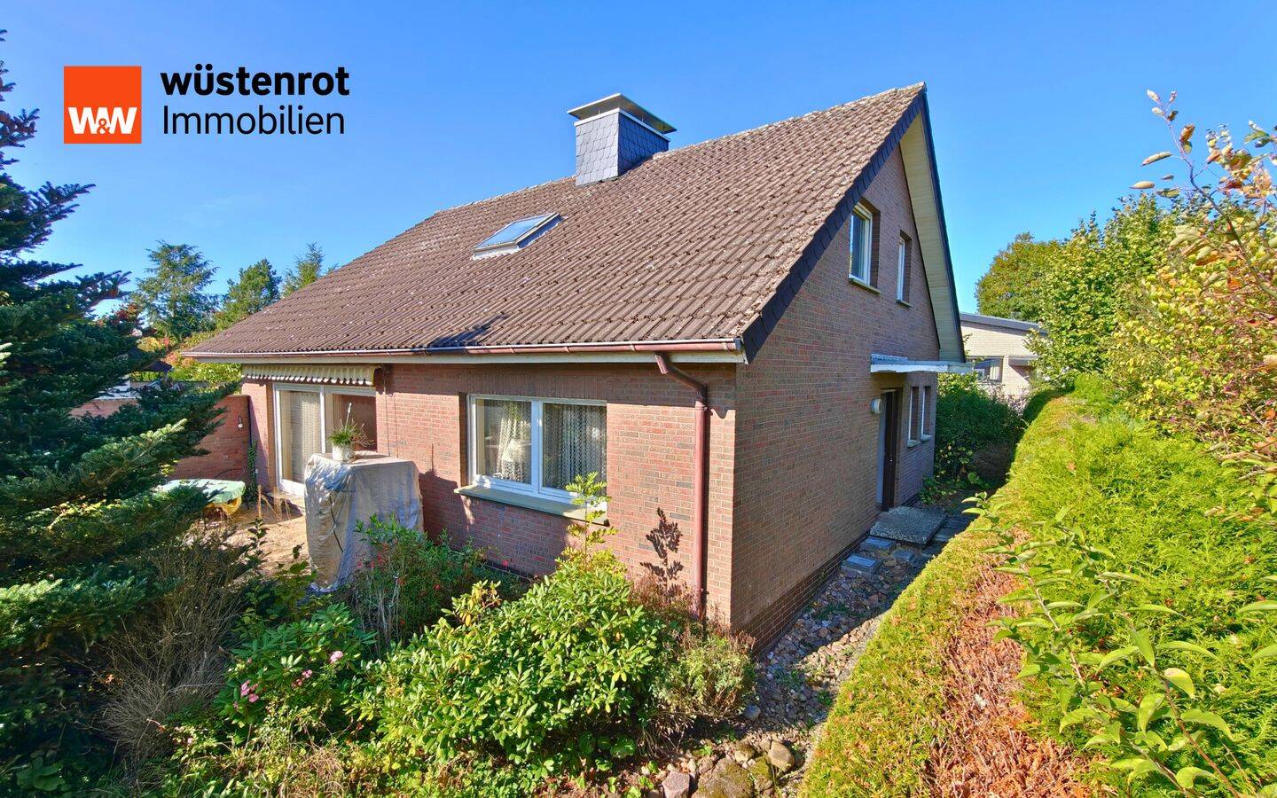 Einfamilienhaus mit Garten, Sauna und Garage in begehrter Wohnlage am Spiegelberg in Lemgo, 32657 Lemgo