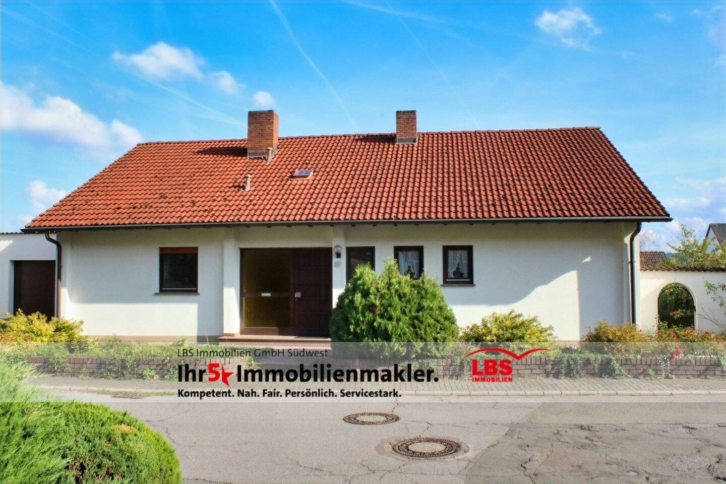 Zweifamilienhaus mit Ausbaupotenzial – sonnige Ruhelage und vielfältige Möglichkeiten, 54298 Igel