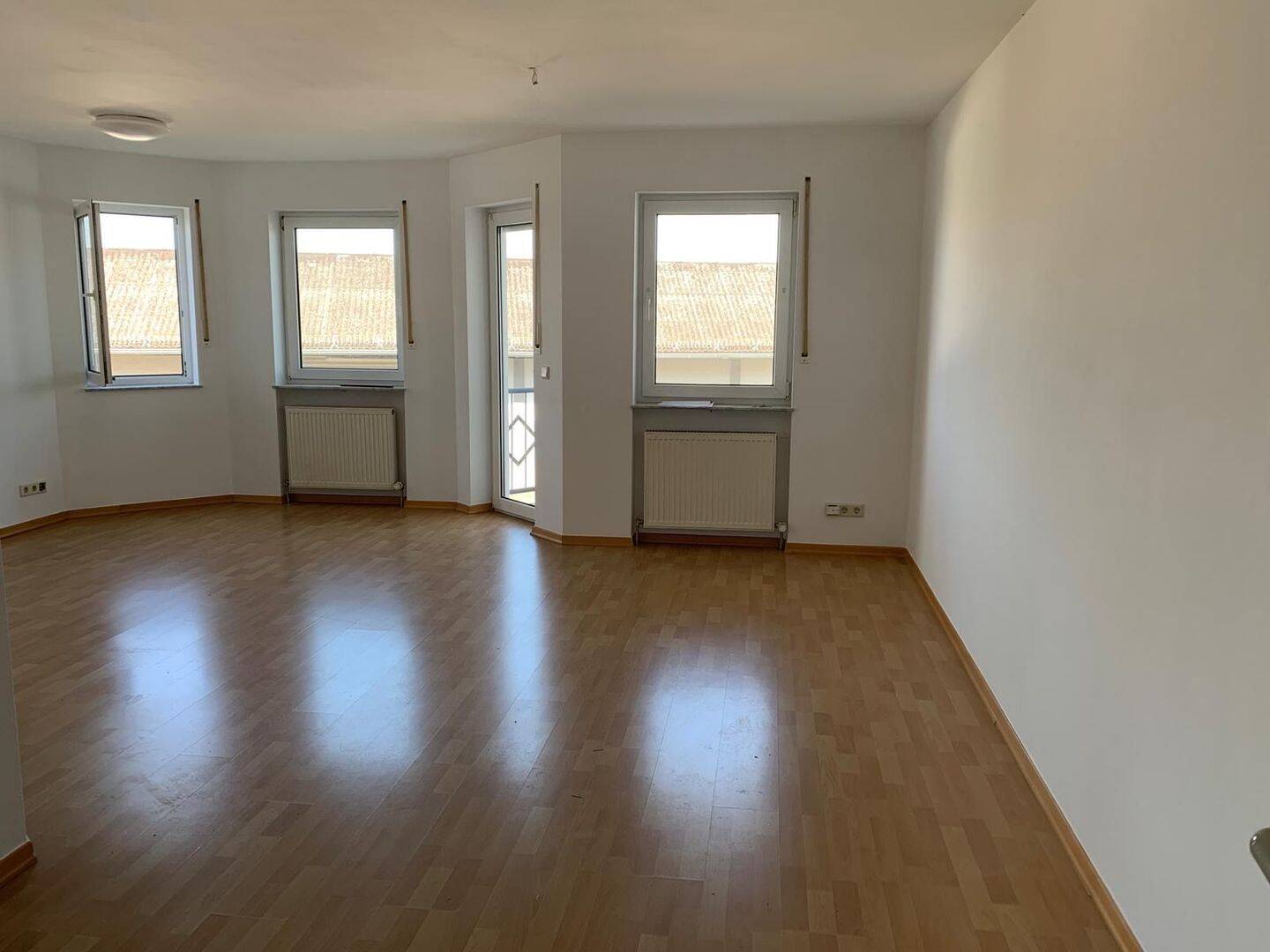Schöne 3 Zimmerwohnung mit Einbauküche, 56727 Mayen