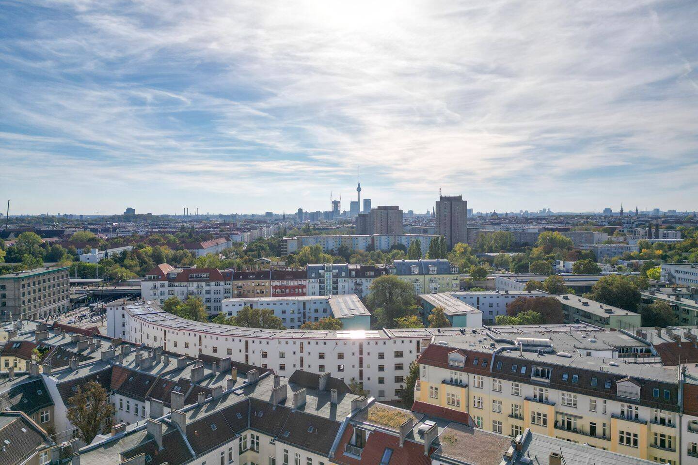 Wohnen im beliebten Prenzlauer Berg: 3,5 Zimmer mit Aufzug und Innenhof, 10409 Berlin (Pankow Prenzlauer Berg)