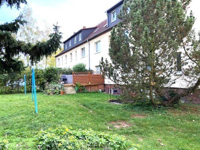 Erdgeschosswohnung in guter Lage – Wohnen im Grünen, 4571 Rötha