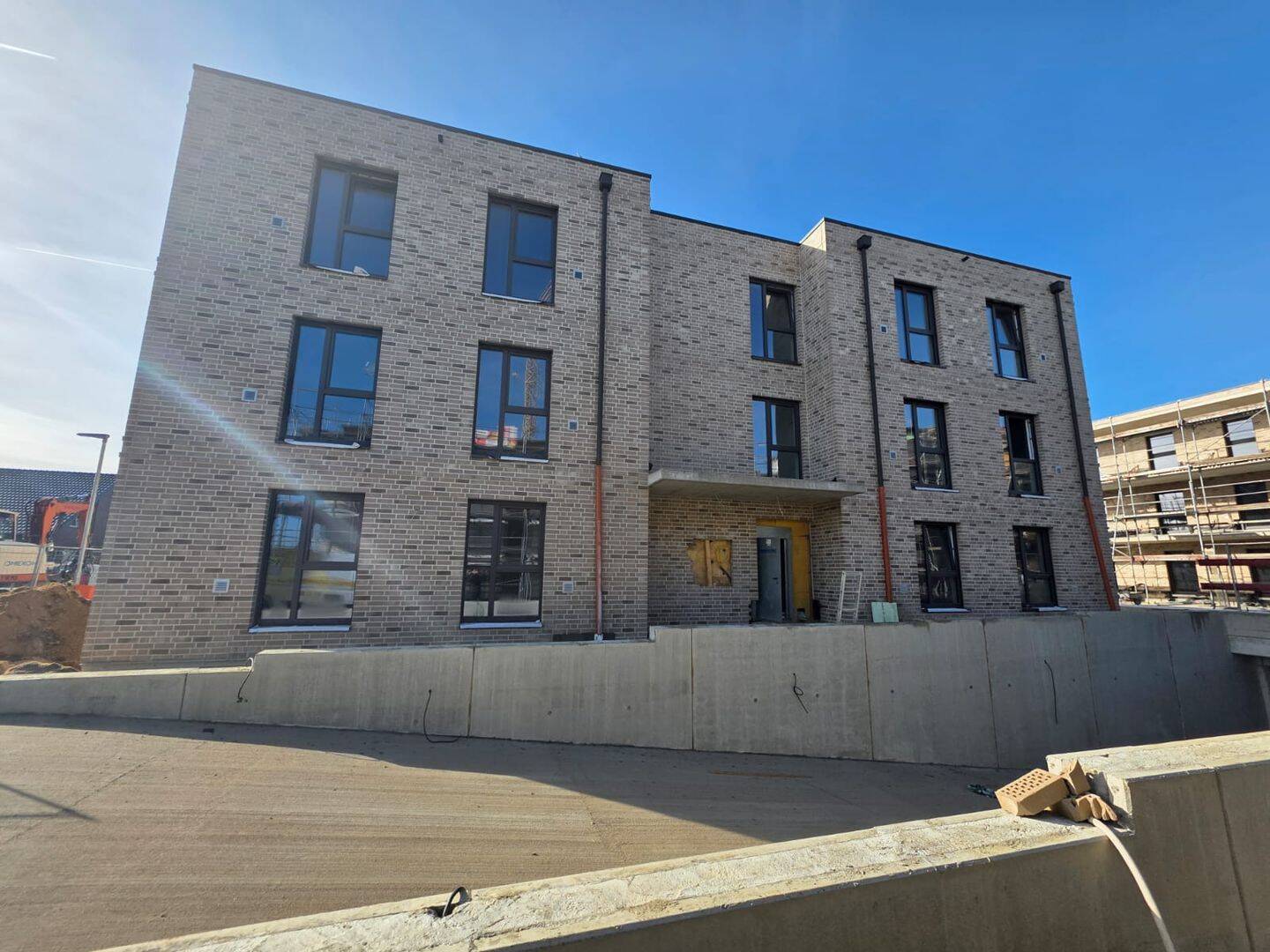 Erstbezug – Etagenwohnung mit 3 Zimmern und Loggia zu vermieten, 47638 Straelen