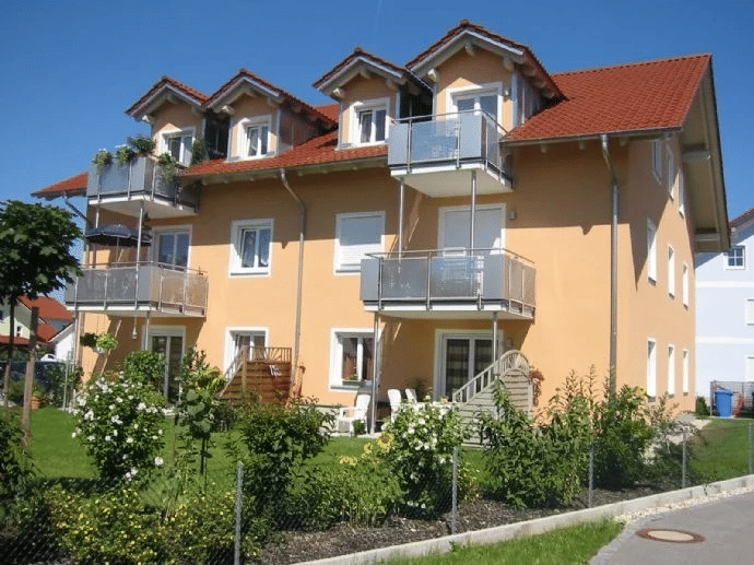 81 m² DG-Wohnung inkl. Wallbox und neuer Wärmepumpe – Energieeffizienzklasse A, 94447 Plattling