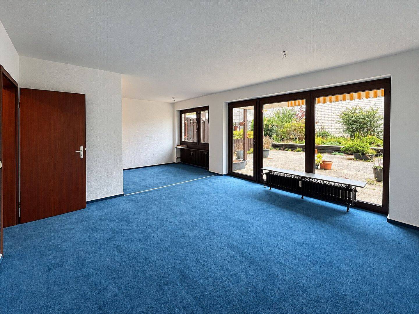 Wohnen mit Gartenflair – 2-Zimmer-Wohnung mit großzügiger Südterrasse in Wettbergen, 30457 Hannover