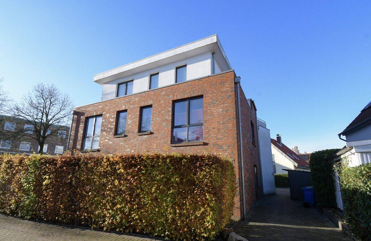 6764- Attraktive 4-Zimmer-Wohnung mit EBK und Balkon in TOP-Lage!, 26123 Oldenburg (Oldb) (Bürgerfelde Donnerschwee Nadorst)