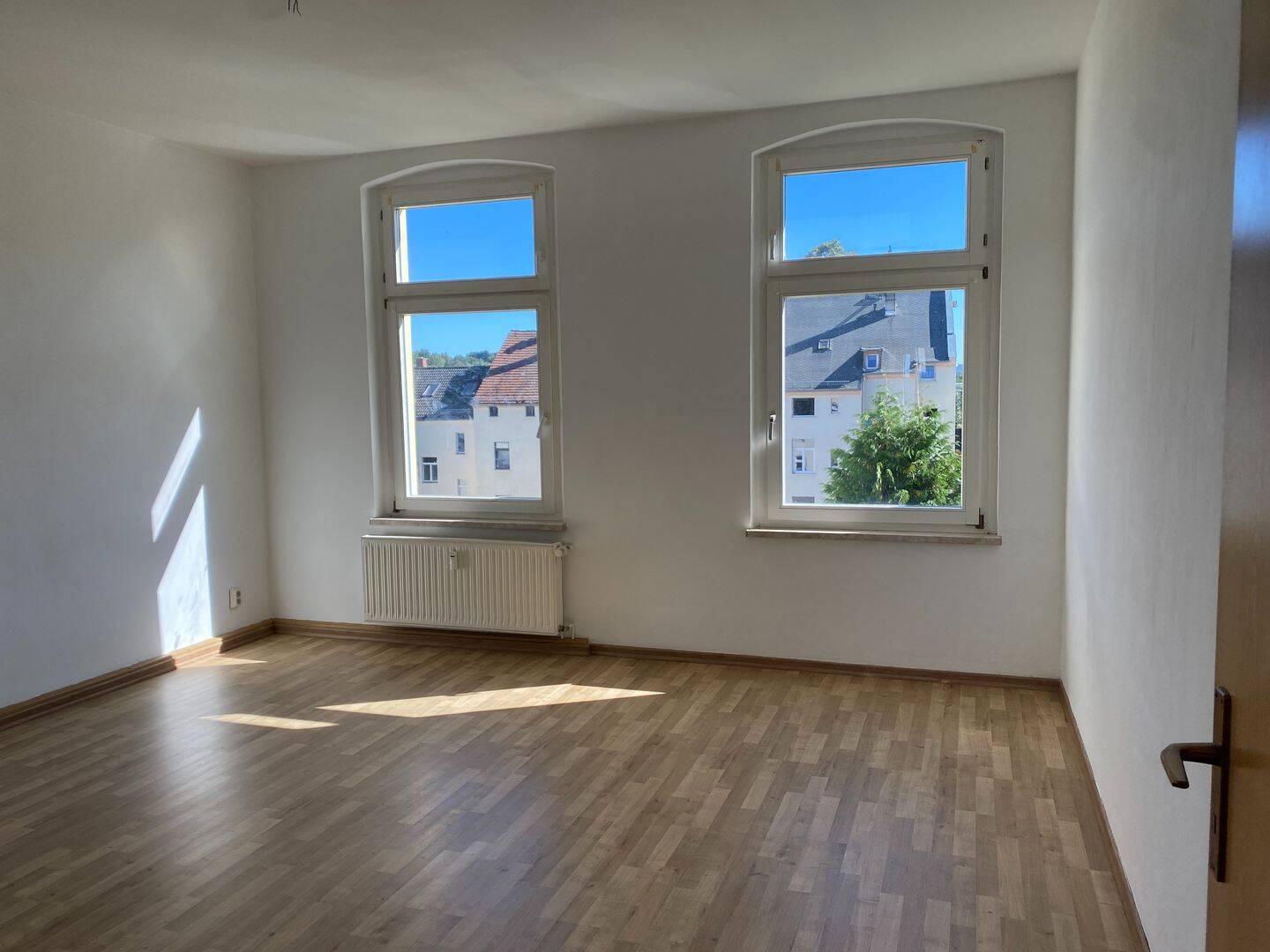 schöne 4-Raum-Wohnung im 2. OG, 8412 Werdau