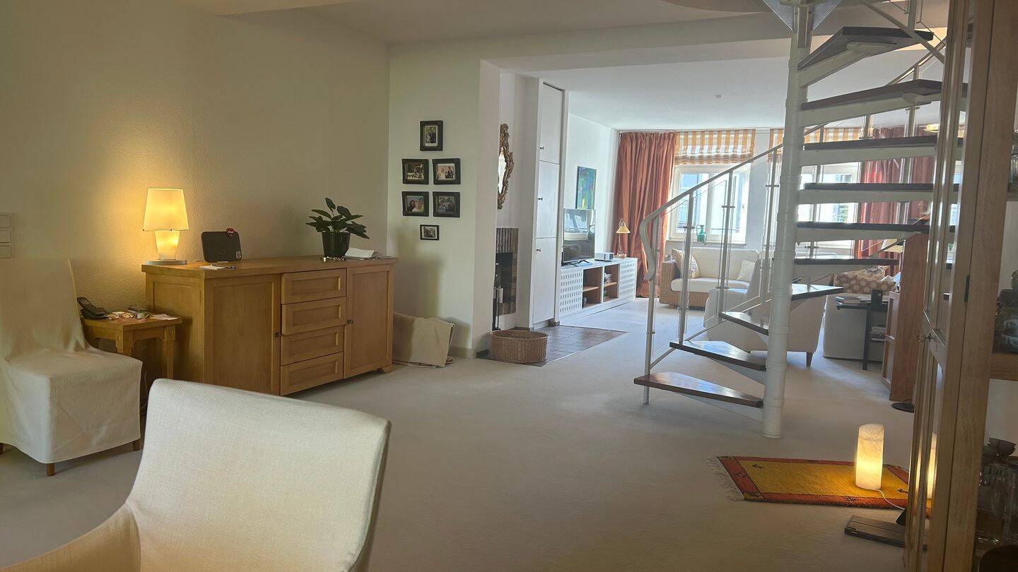 Schöne Wohnung an der Universität, 80799 München (Maxvorstadt Schwabing-Freimann Schwabing-West)