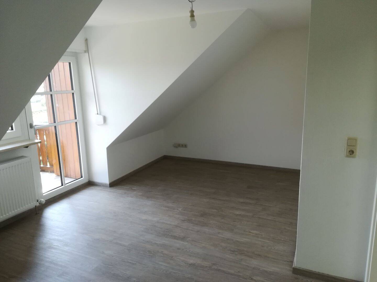 Moderne 1,5-Zimmer Wohnung mit Balkon, 84144 Geisenhausen