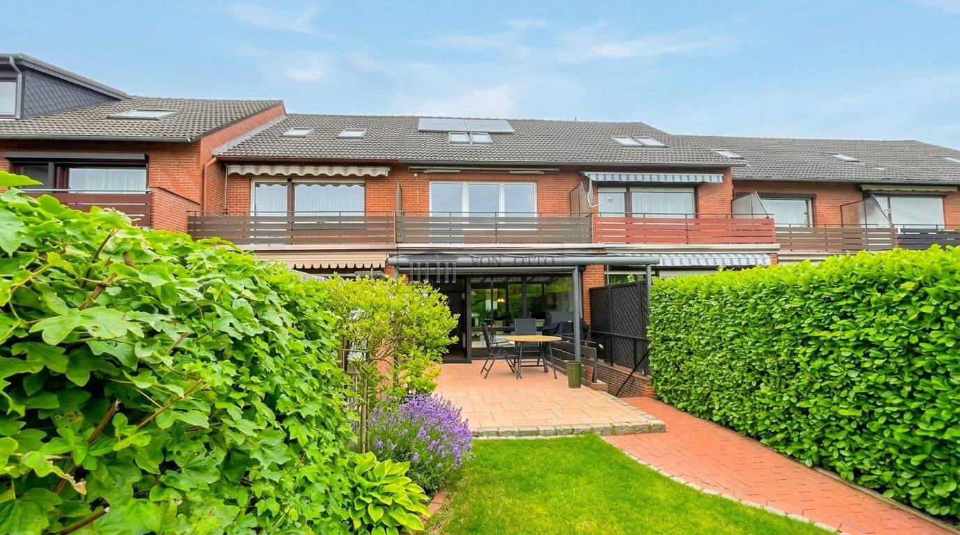 Familienglück in Kirchweyhe: Gepflegtes Reihenhaus / Südgarten und überdachter Terrasse sowie Garage, 28844 Weyhe