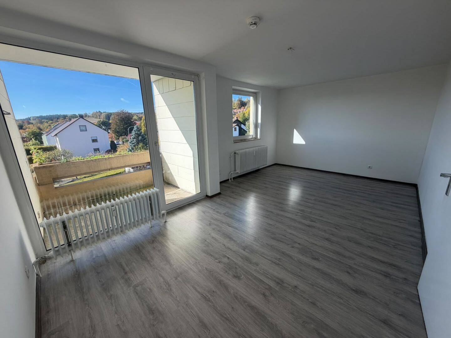 Attraktive 2-Zimmer-Wohnung mit Balkon und ca. 56 m² Wohnfläche in Wunsiedel, 95632 Wunsiedel