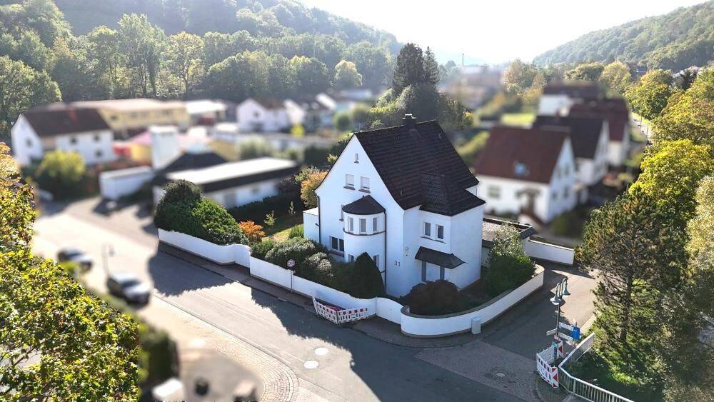 +++ Wohlfühloase: Freistehendes, attraktives Einfamilienhaus mit Südausrichtung, Terrasse, Balkon, ebenes Gartengrundstück, Doppelgarage und Sauna+++, 66987 Thaleischweiler-Fröschen