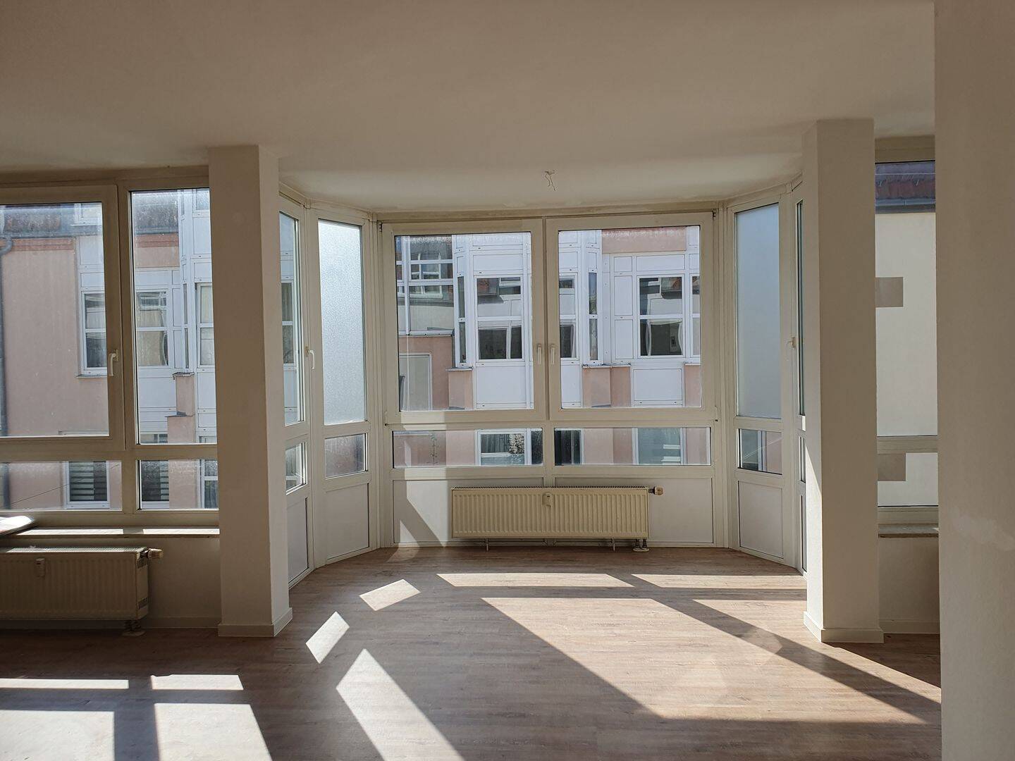 geräumige und helle 1-Raum-Wohnung, Innenstadtlage Gotha, 99867 Gotha