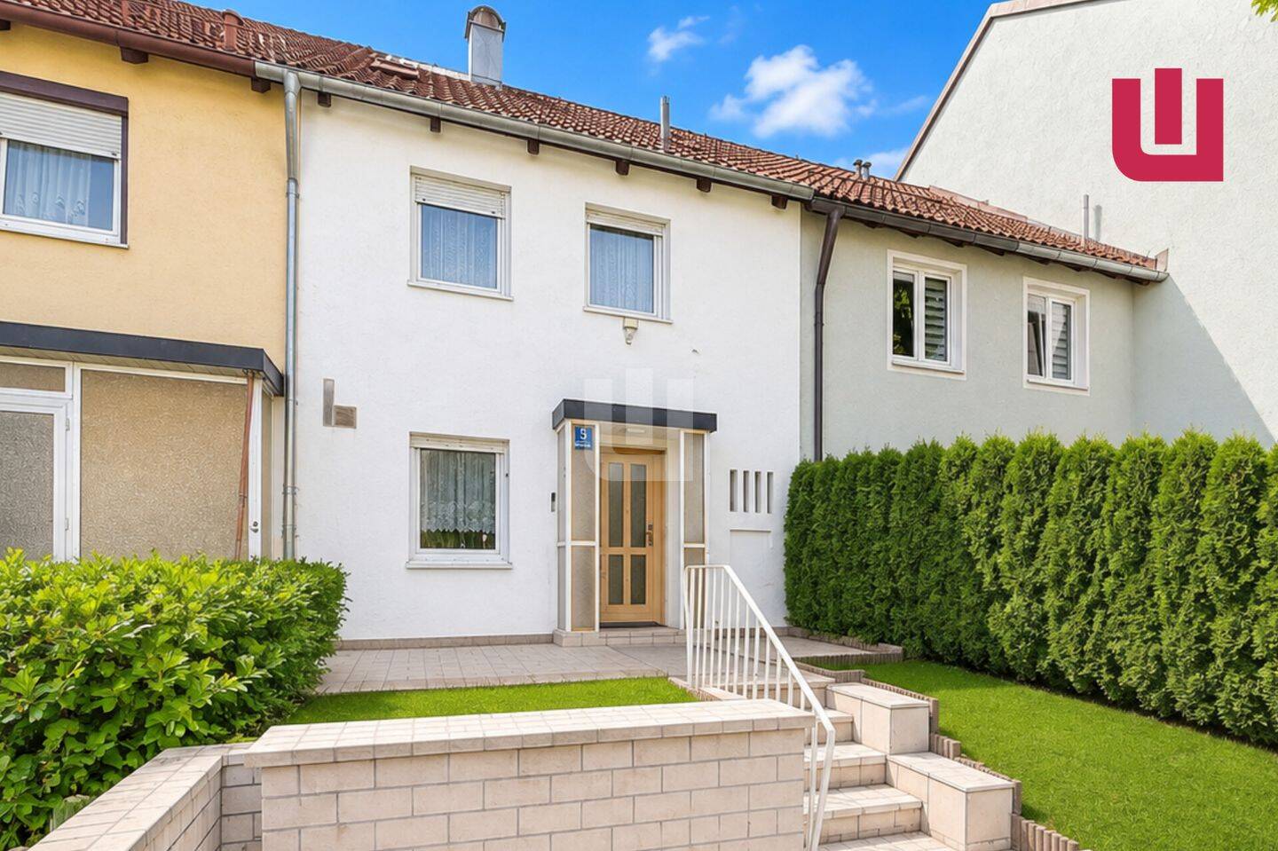 WINDISCH – Sanierungbedürftiges Haus in familienfreundlicher Lage in Moosach mit Erbbaurecht, 80997 München (Allach-Untermenzing Moosach Pasing-Obermenzing)