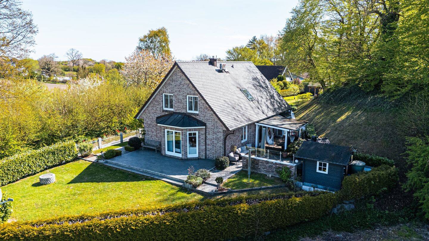 Küstenglück in Scharbeutz: Ihr Zuhause mit sonnigem Garten in Südwestlage, 23684 Scharbeutz