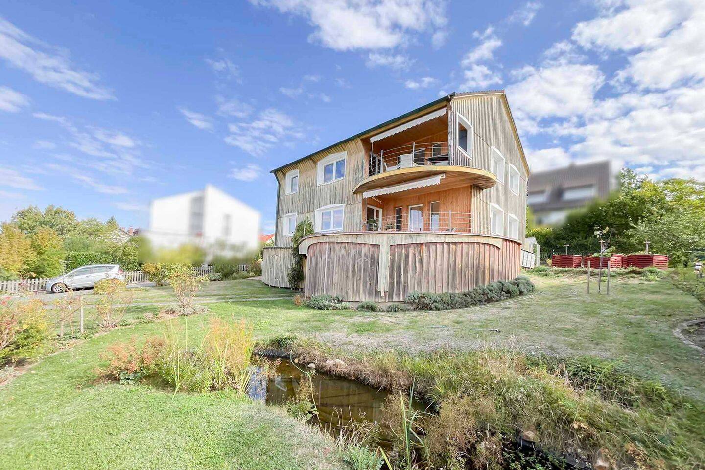 Charakterstarkes Familienhaus im Schwedenhaus-Stil mit 2 Wohneinheiten, Garten, Sauna & Schlossblick, 96117 Memmelsdorf
