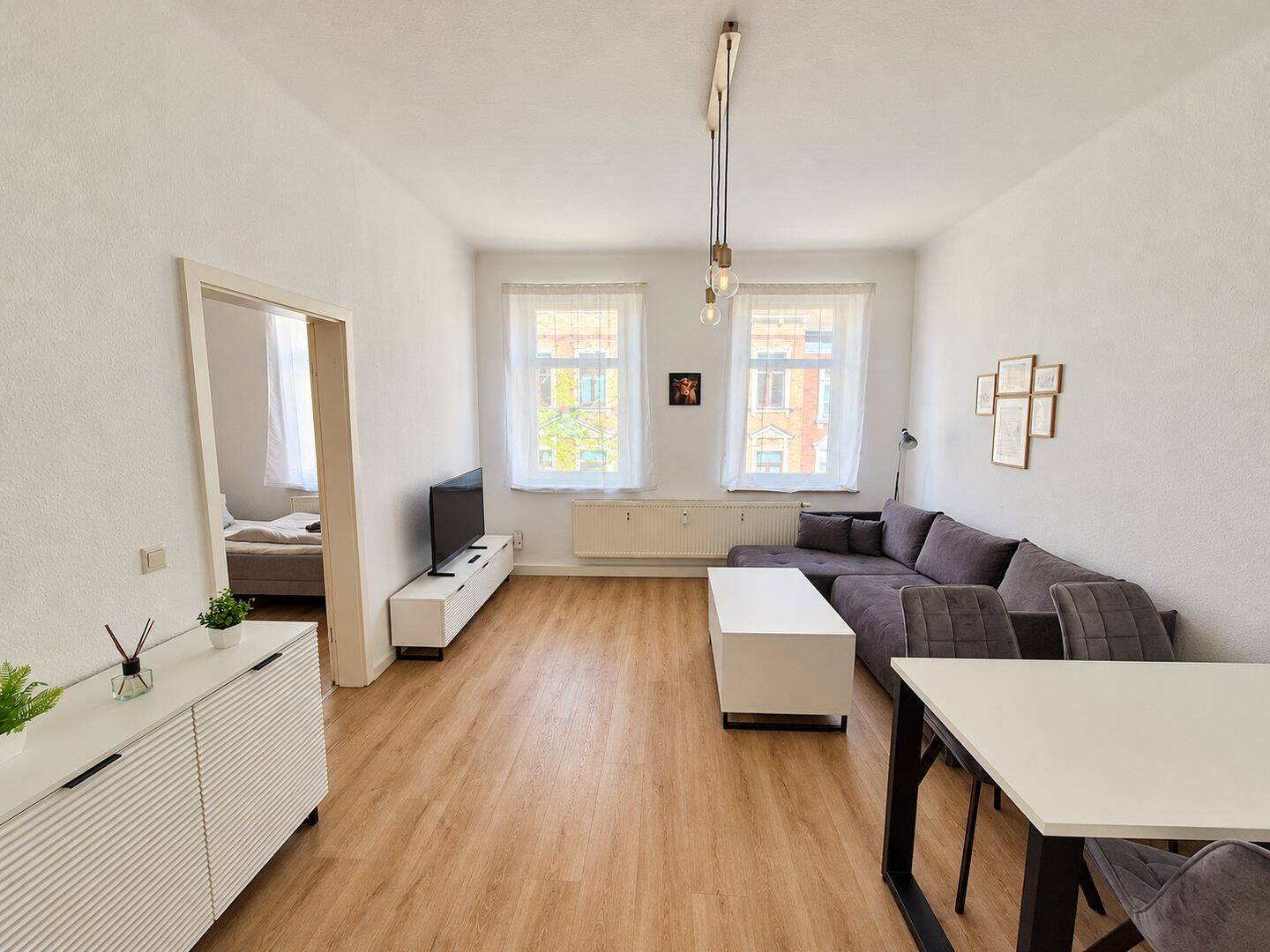 Helle 3-Zimmer Wohnung in der Leipziger Str., 4178 Leipzig (Burghausen-Rückmarsdorf Böhlitz-Ehrenberg)