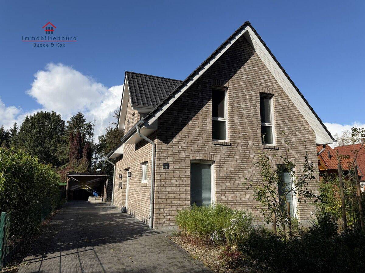 Attraktives und junges Reihenendhaus aus 2021 mit Carport in ruhiger Lage von Elisabethfehn, 26676 Barßel