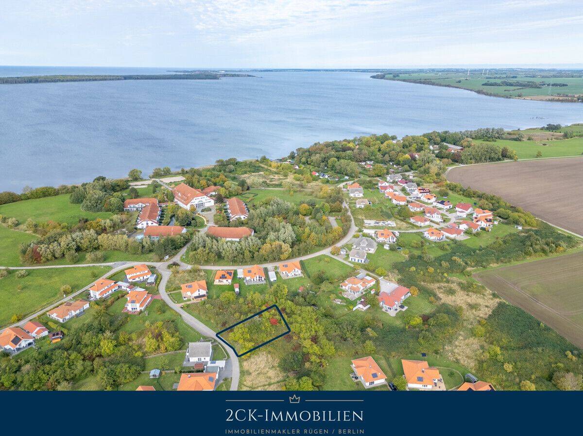 815 m² Baugrundstück am Bodden in Vaschvitz: Voll erschlossen mit B-Plan (GRZ 0,4 | GFZ 0,6), 18569 Trent