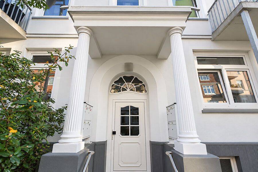 Lebensqualität zwischen Wakenitz und Altstadt! Stilvolle Endetagenwohnung in begehrter Wasserlage!, 23564 Lübeck (Sankt Gertrud Sankt Jürgen)
