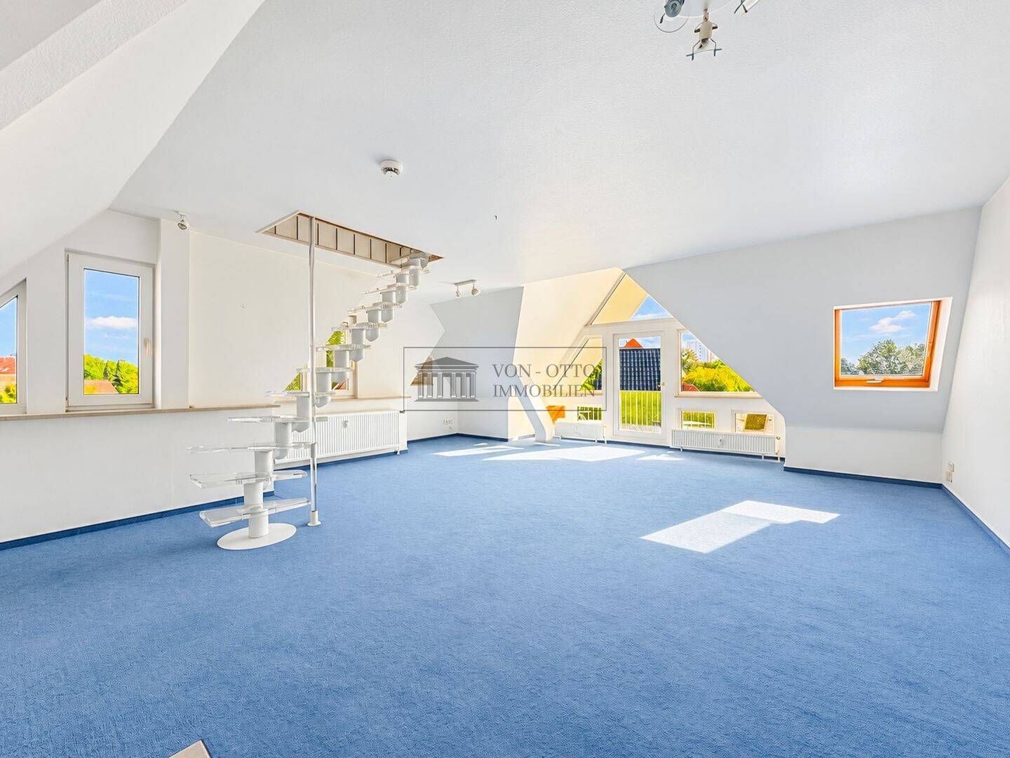 Wohnkomfort pur – Kamin, Süd-Loggia & Tiefgarage, 23879 Mölln