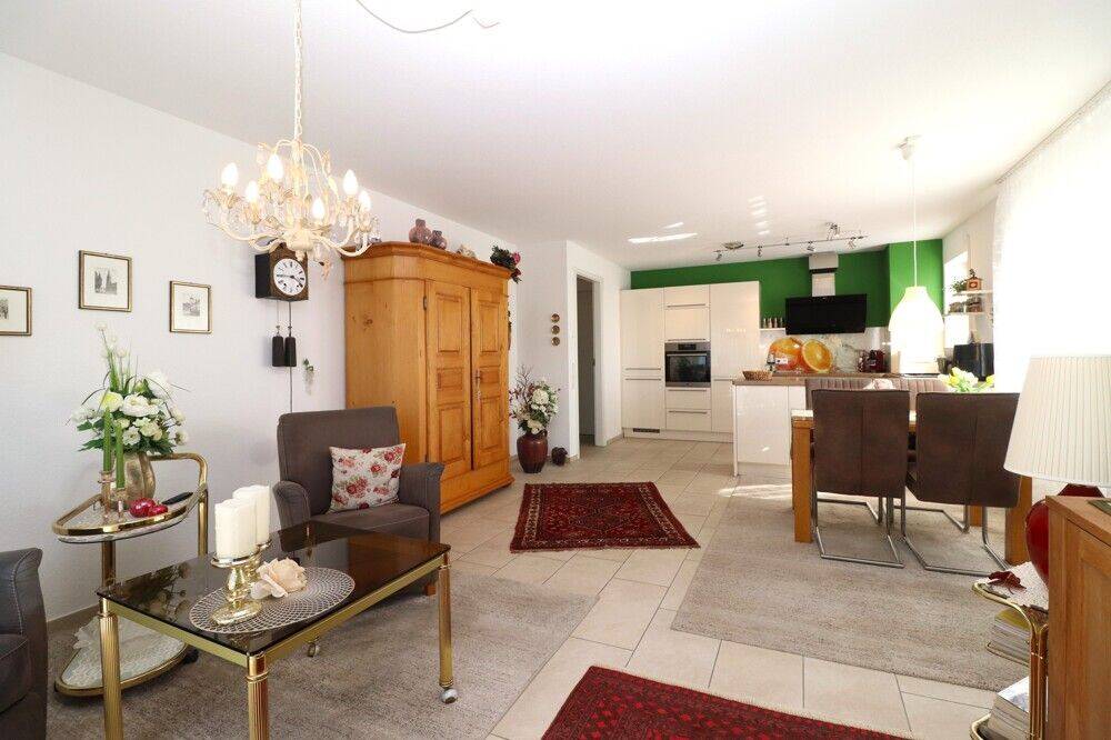 Neuwertige 3-Zimmer-Wohnung im Herzen von Ehingen mit TG- und Außenstellplatz!, 89584 Ehingen (Donau)