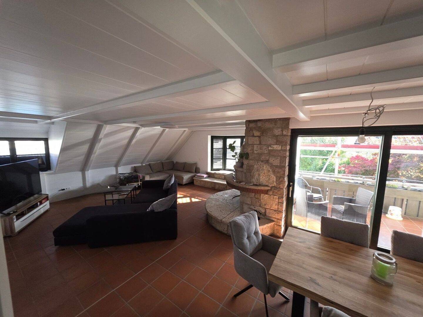 2 WG Zimmer (4er WG) in großer Maisonettewohnung in Weißenhorn, 89264 Weißenhorn