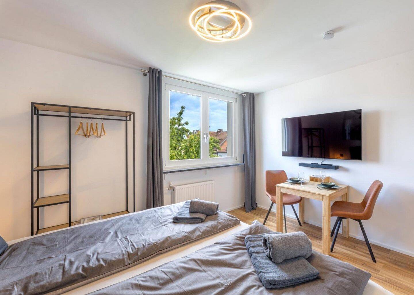 Exklusiv möbliert im Herzen Münchens: ruhiges Apartment im Lehel nahe Eisbach und Isar, 80538 München (Altstadt-Lehel Ludwigsvorstadt-Isarvorstadt Schwabing-Freimann)