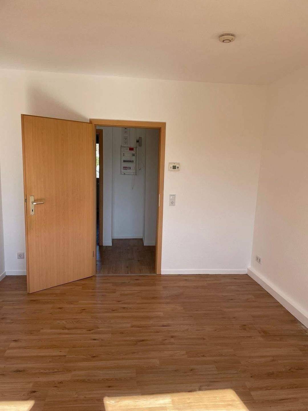 Schöne helle 2 Zimmerwohnung im Erdgeschoss zentral gelegen zu vermieten, 6567 Bad Frankenhausen/Kyffhäuser