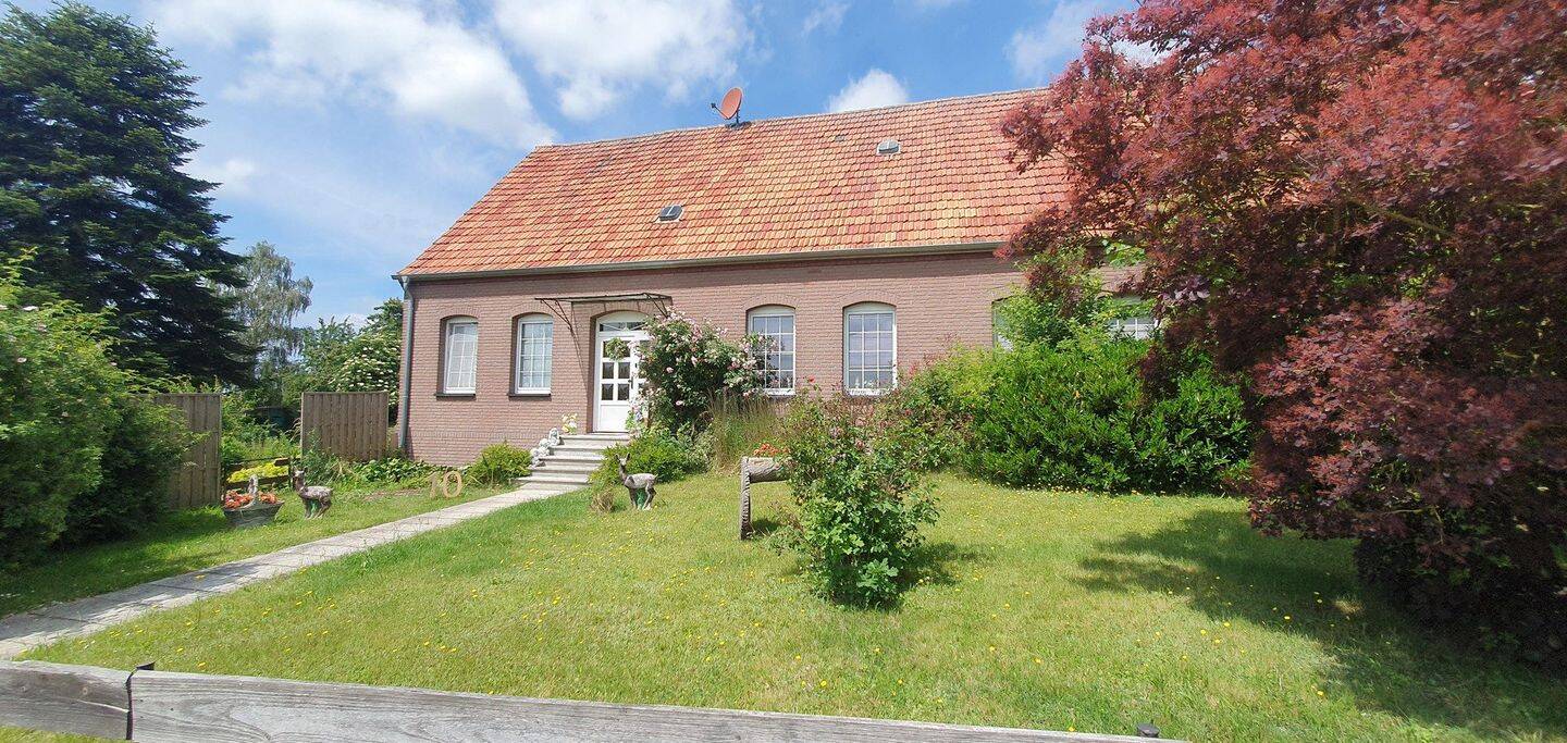 Großzügiges Bauernhaus-Idyll mit Scheune, Ausbaureserve und Weideland, 19205 Gadebusch