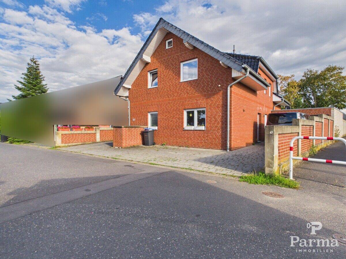 Charmantes Ein-/Zweifamilienhaus mit vielseitigen Nutzungsmöglichkeiten, 52391 Vettweiß