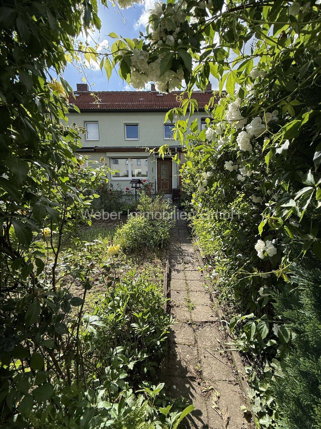 ***HIER FÜHLT MAN SICH ZU HAUSE***, 6502 Thale