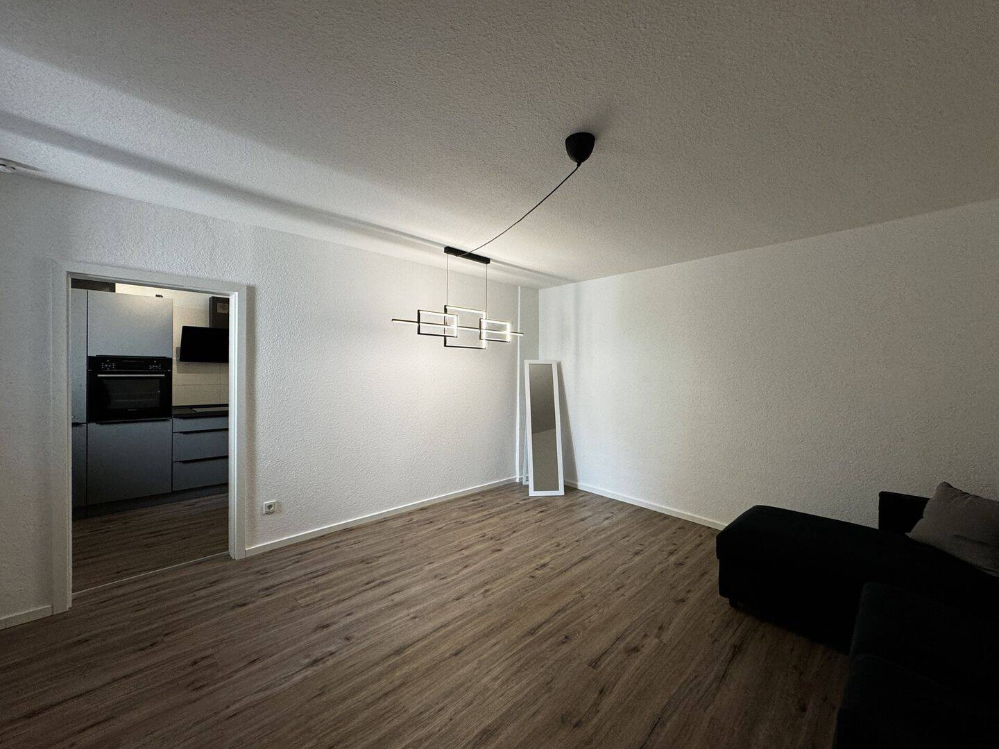 TRIER – OST – Schöne 2 Zimmer Mietwohnung mit kleiner Terrasse, 54295 Trier