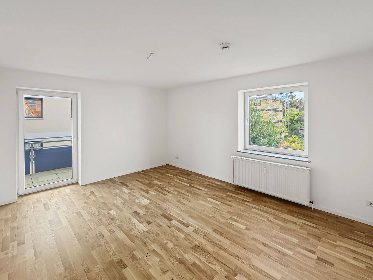 Renovierte Balkonwohnung mit 3 Zimmern im 1.OG in Lohnde/Seelze, 30926 Seelze
