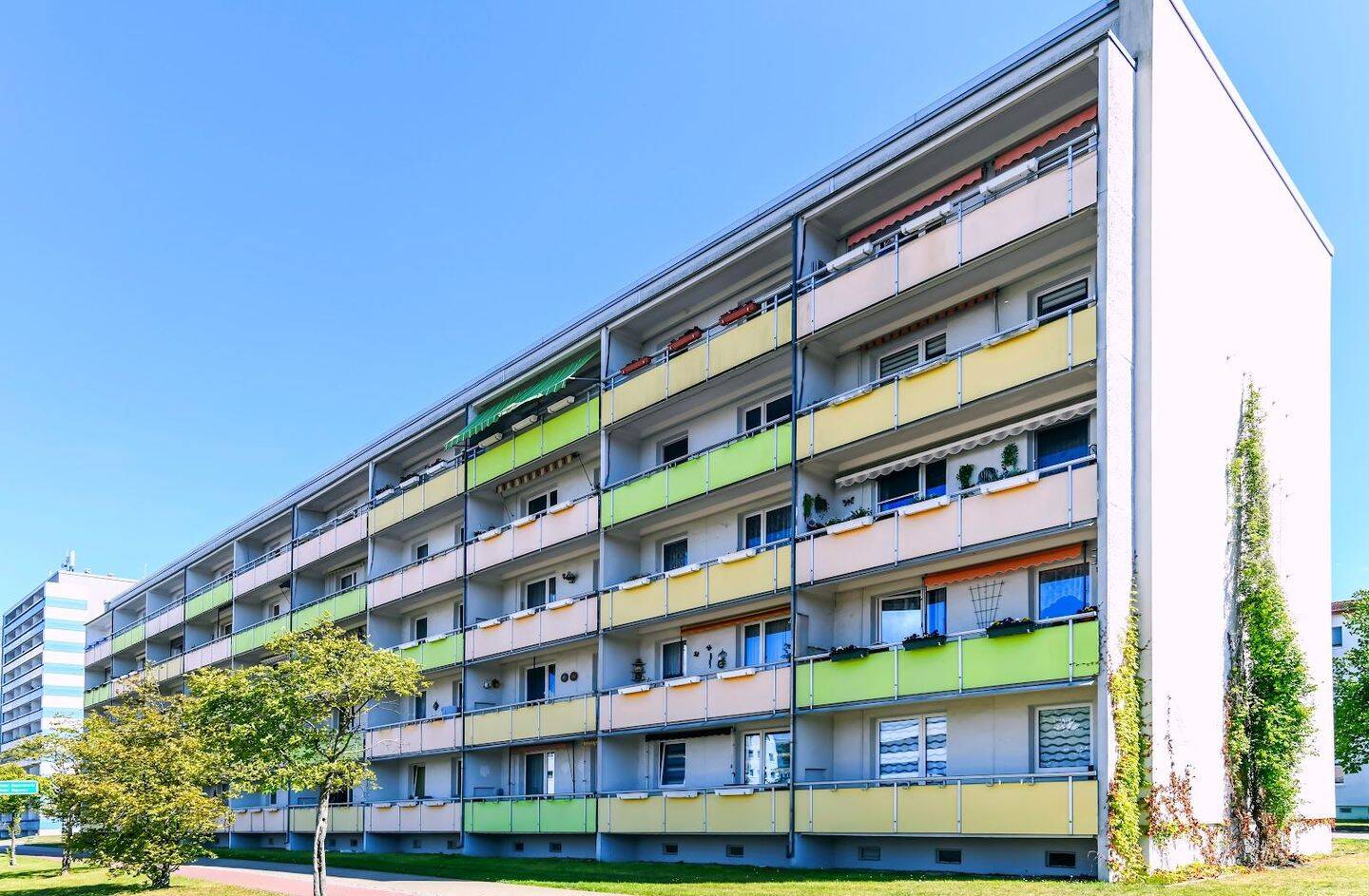 3 Raumwohnung mit Balkon im Stadtzentrum, 2977 Hoyerswerda
