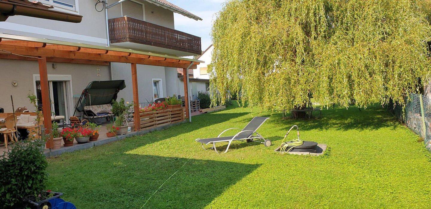 Kernsaniertes großzügiges Reiheneckhaus mit Einliegerwohnung und großem Garten, 84478 Waldkraiburg