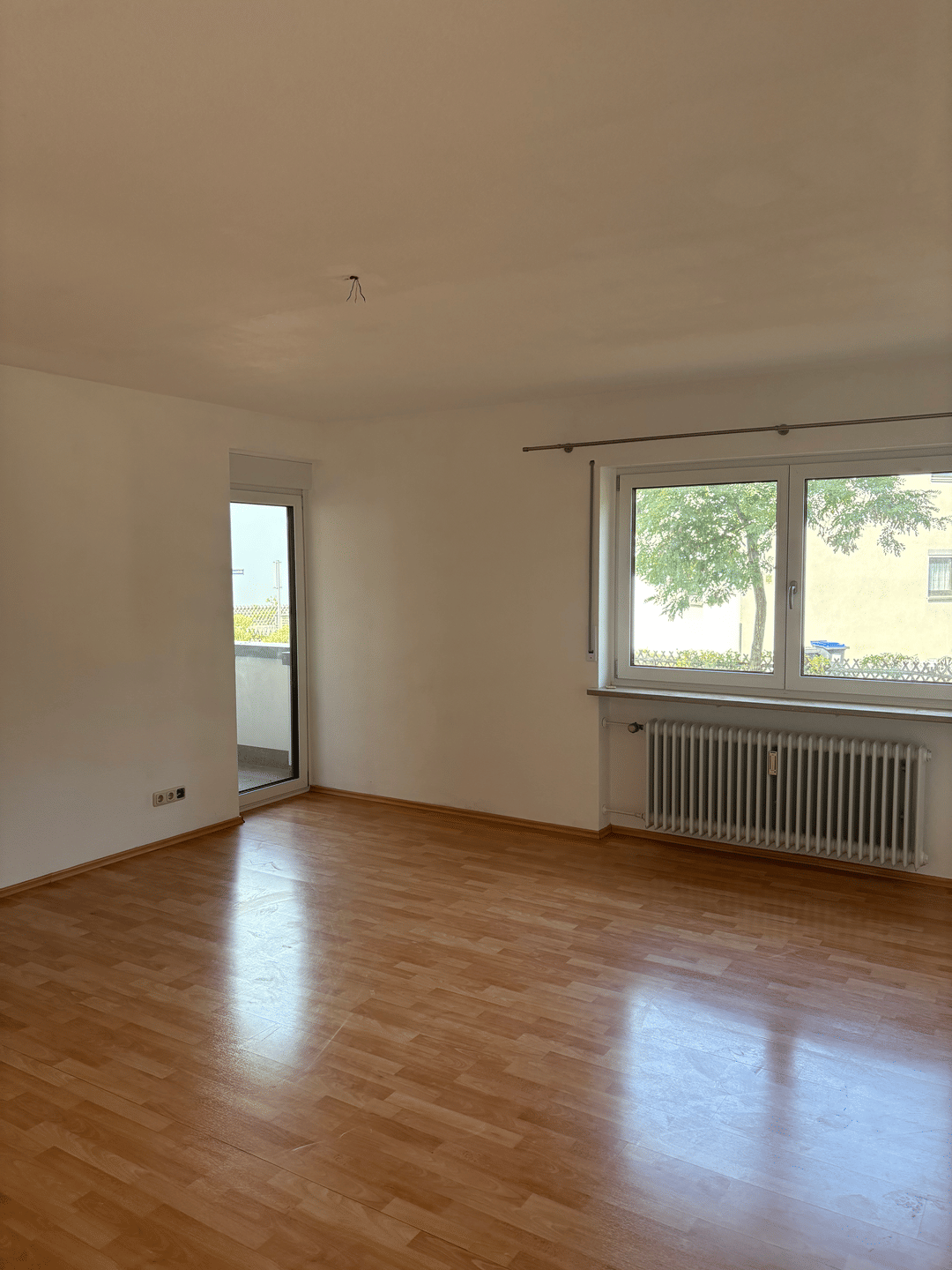3-Zimmer-Wohnung mit Stellplatz in ruhiger Lage von Erlangen – ab 31.12.2026 bezugsfrei, 91052 Erlangen (Anger Erlangen-Ost Erlangen-Süd Innenstadt)