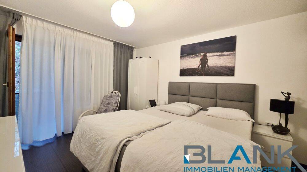 Voll möblierte moderne 4,5-Zimmer-Wohnung mit Balkon, Einbauküche und Tiefgaragenstellplatz !, 75175 Pforzheim