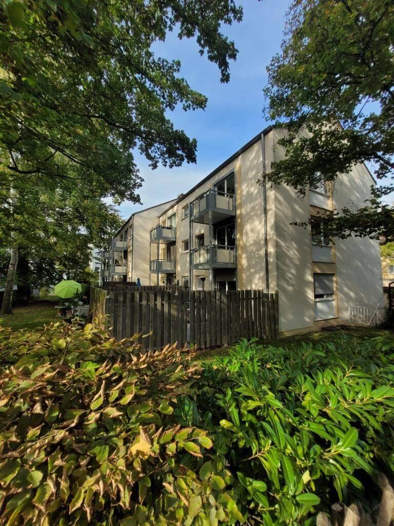 Bonn-Lannesdorf: Helle 2-Zimmer-Wohnung mit Balkon sofort bezugsfrei, 53177 Bonn
