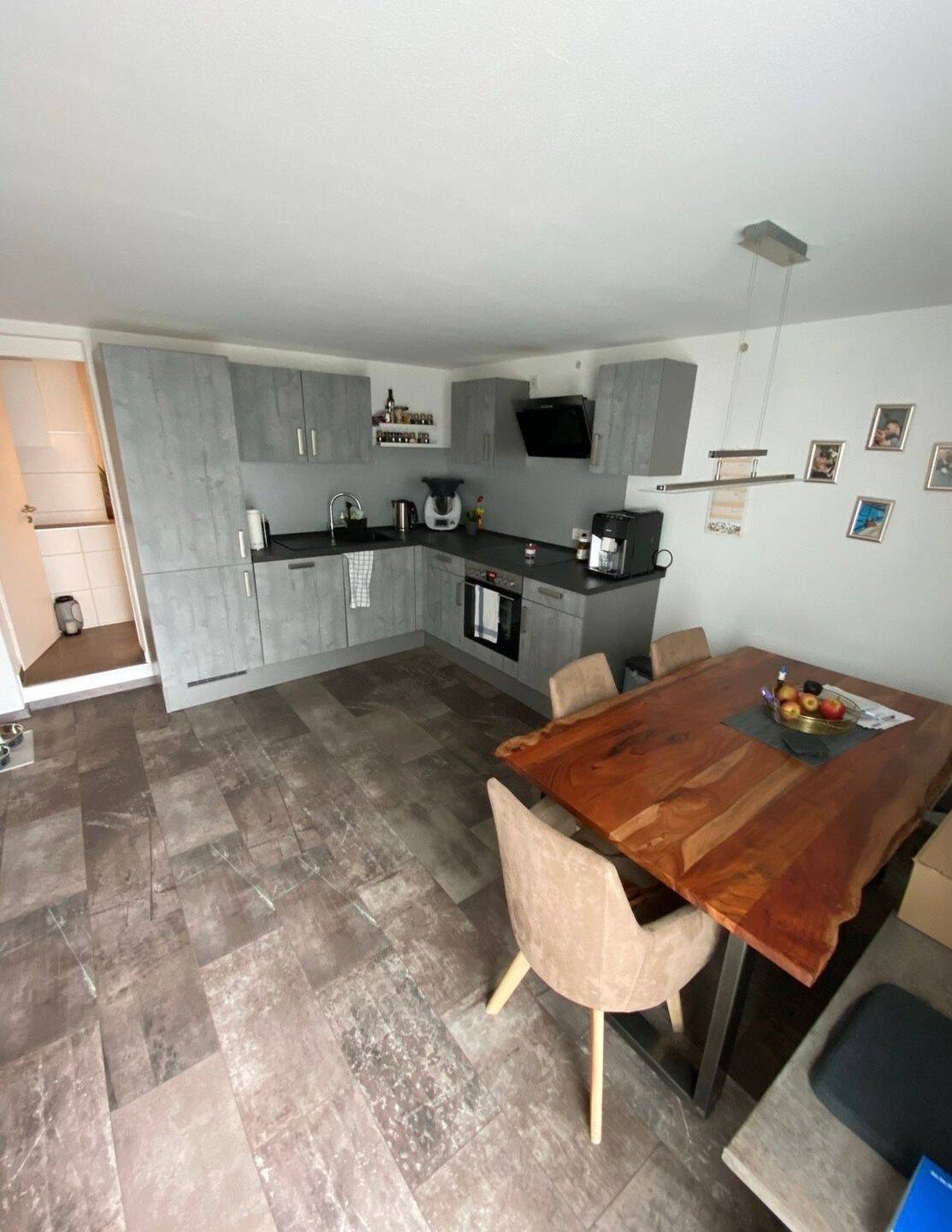 Schöne helle 2 Zimmerwohnung in Eiserfed, 57080 Siegen