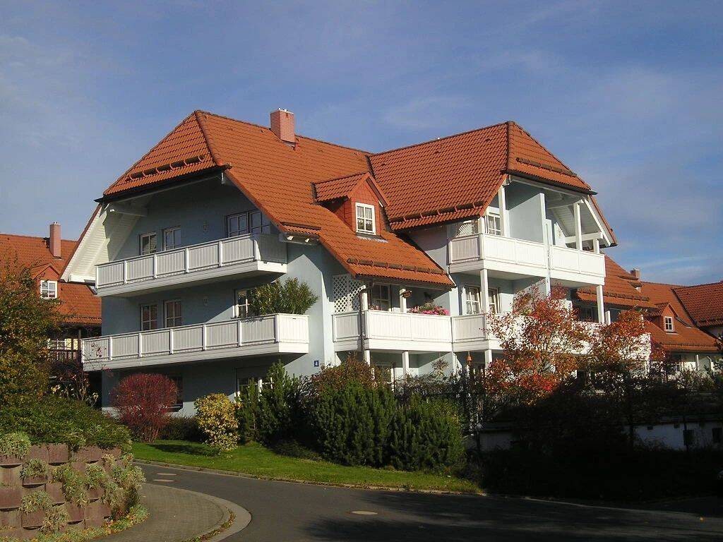 Kleine Dachgeschoßwohnungmit Balkon für Singels zu vermieten, 1774 Klingenberg
