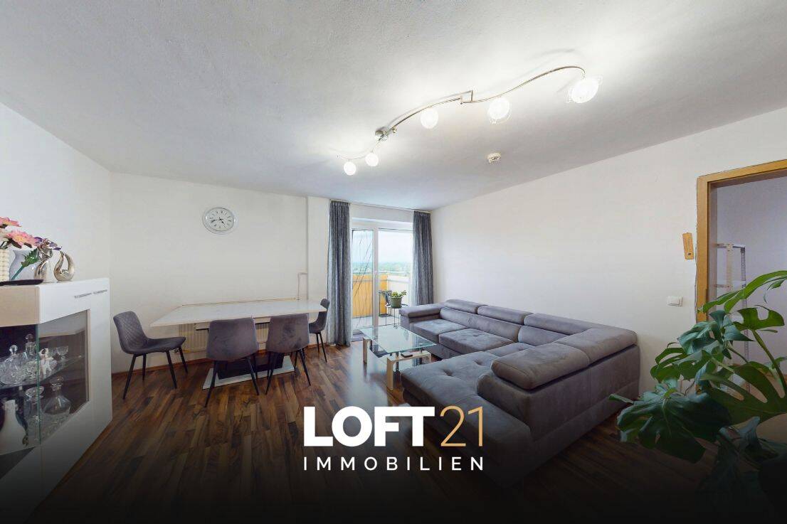 ** Wohnen mit Weitblick: Helle 3-Zimmer-Wohnung im 12. OG mit zwei Balkonen und Stellplatz **, 85055 Ingolstadt
