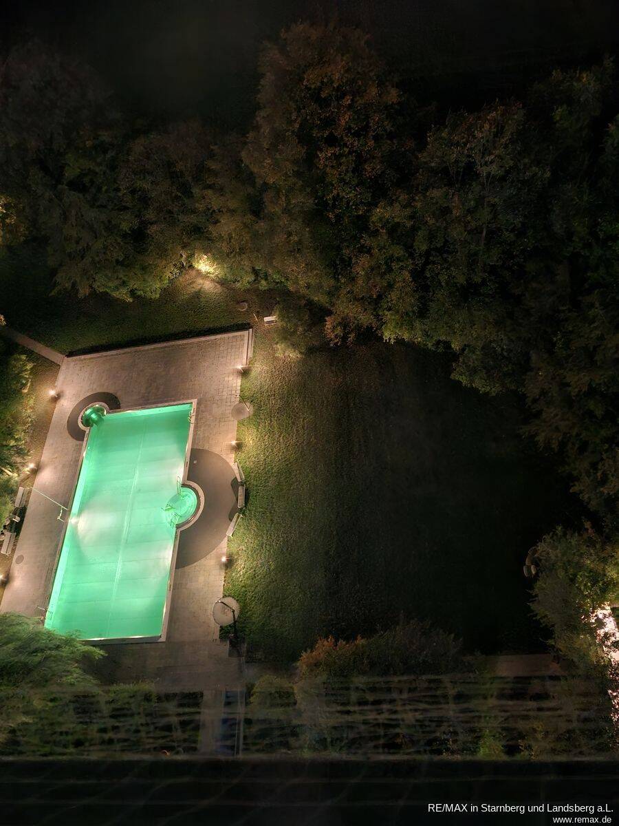 FREI: 2-Zimmer-Wohnung mit Alpenblick, Westloggia und Pool in München-Solln, frei, 81477 München (Thalk. Obersendl.-Forsten-Fürstenr.-Solln)