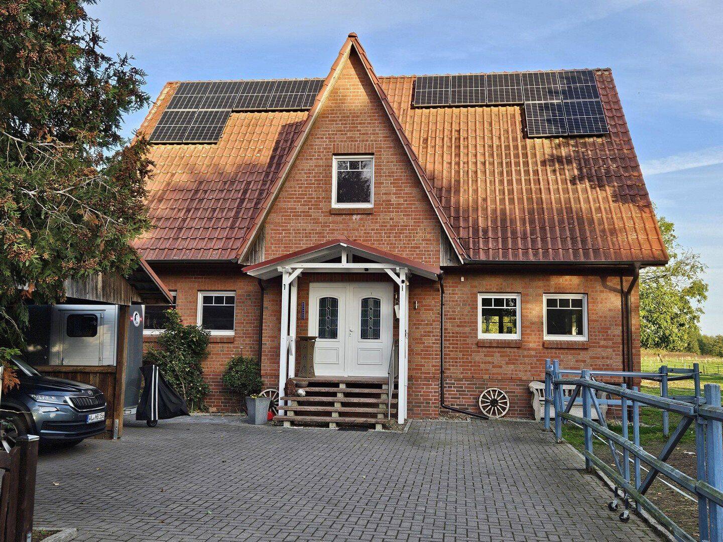 Provisionsfrei! Einfamilienhaus nicht nur für Pferdeliebhaber interessant, 21423 Drage