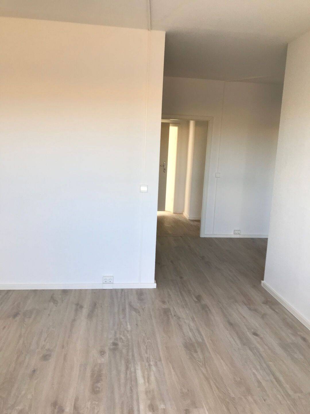 Gepflegte 4-Zimmer-Wohnung + EBK (WE32), 8132 Mülsen