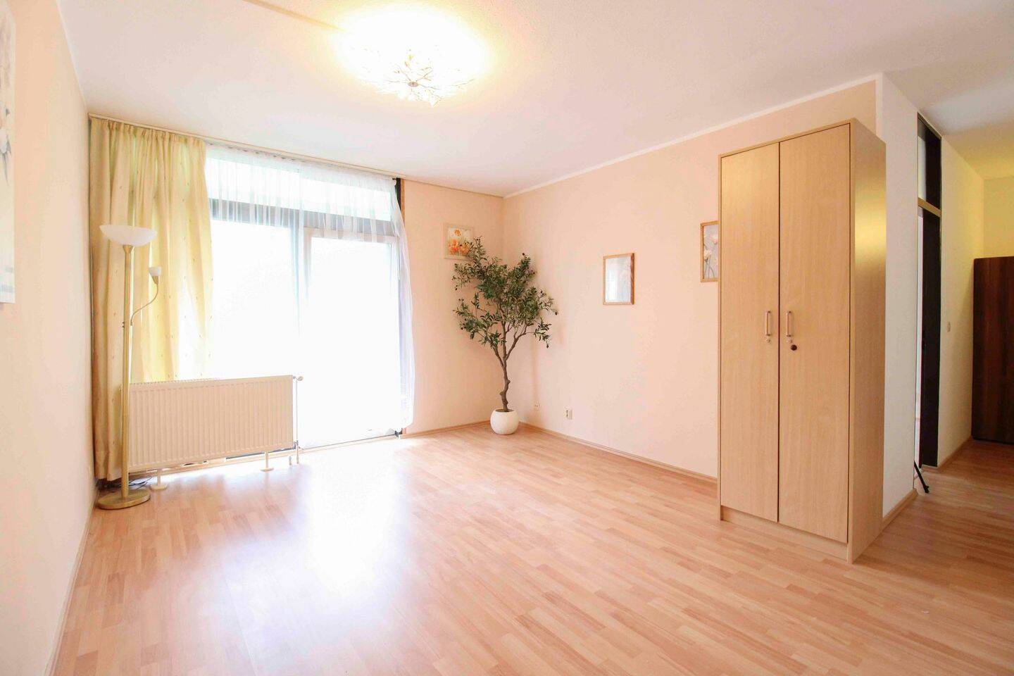 Bad Harzburg: Charmante Wohnung in Top-Lage – Loggia, Aufzug & Nähe zur Bummelallee, 38667 Bad Harzburg