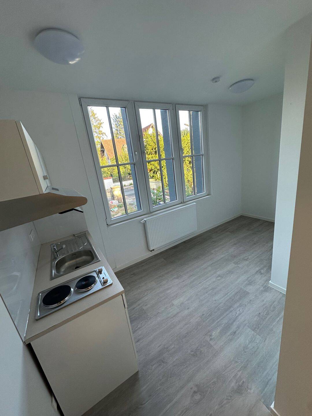 Renovierte All-Inclusive-Apartments mitten in Offenbach – eigene Küche & Bad, 63071 Offenbach am Main (Offenbach am Main Tempelsee)