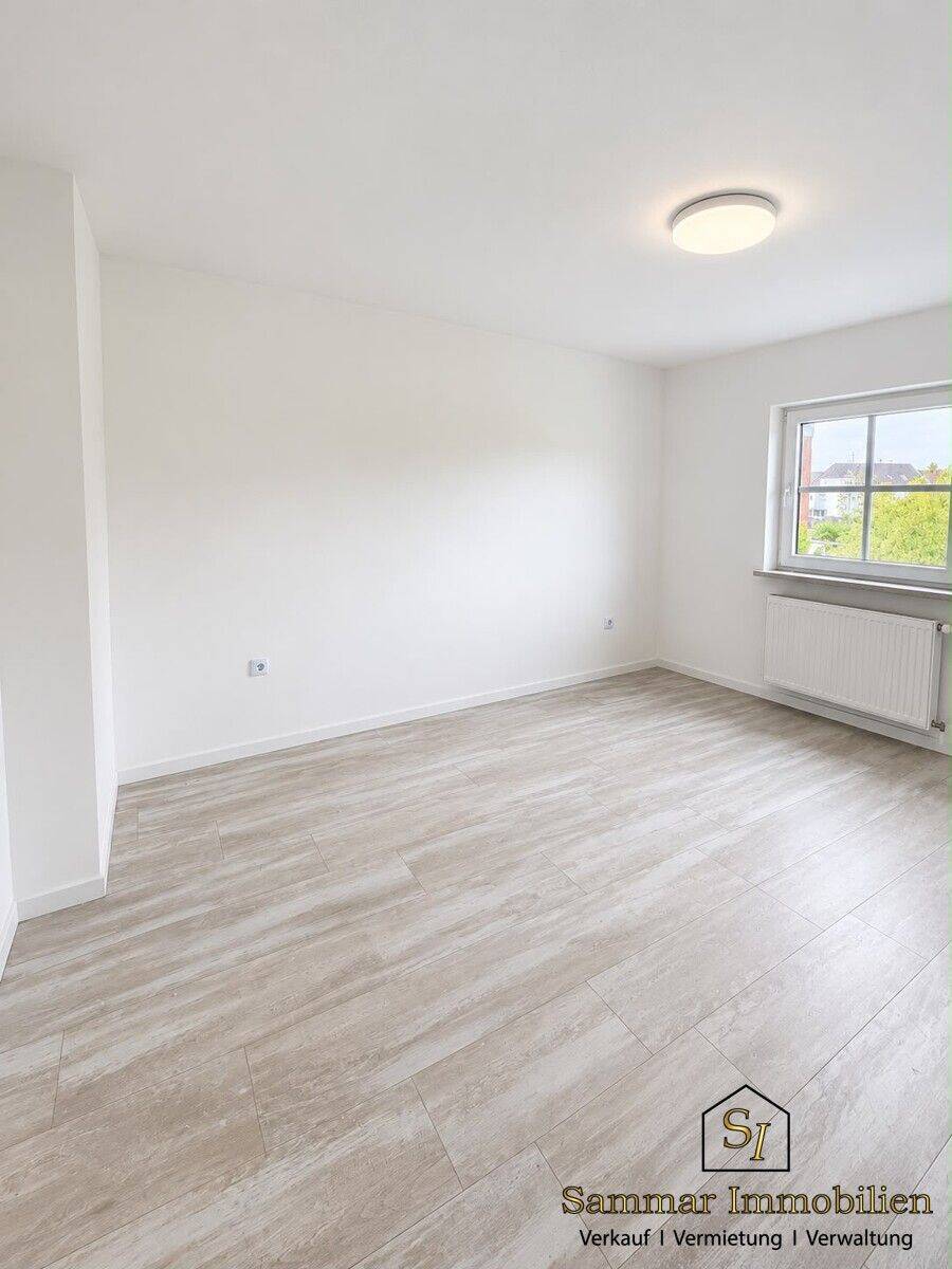 Wohnen unterm Dach; modern kernsanierte Dachgeschosswohnung in Dinslaken, 46535 Dinslaken