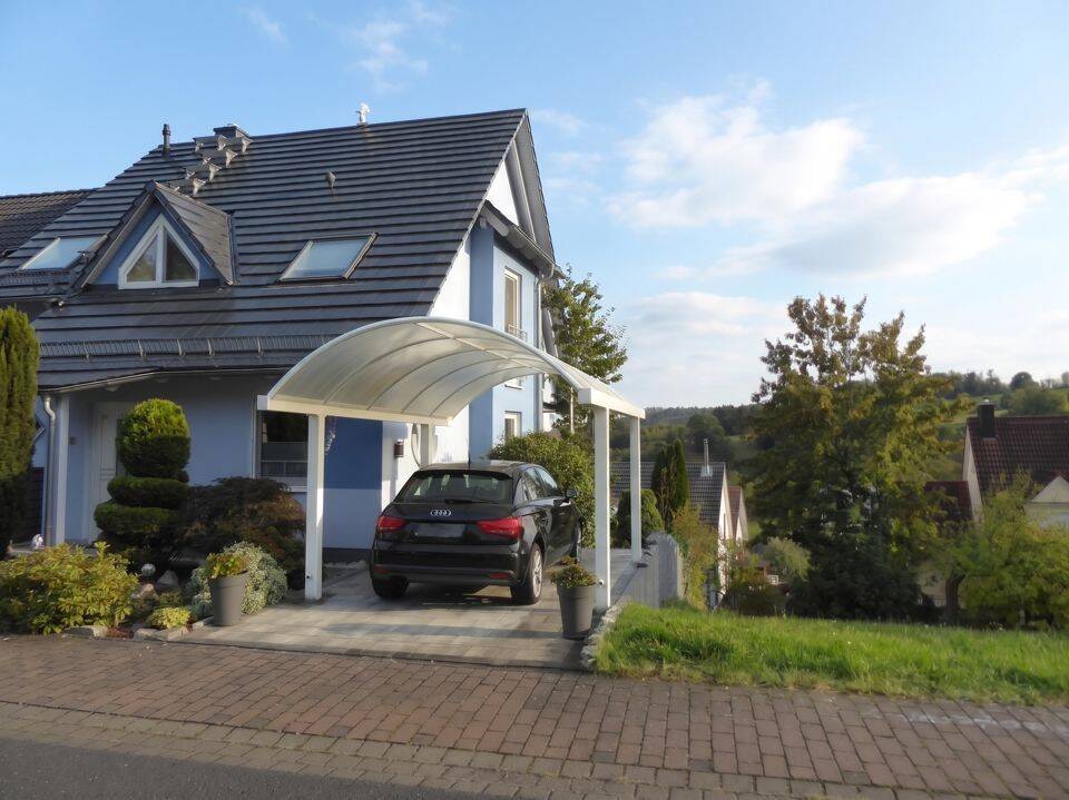 Wohnen mit Weitblick in Rappach – Charmante Doppelhaushälfte in Hanglage mit Talblick!, 63776 Mömbris